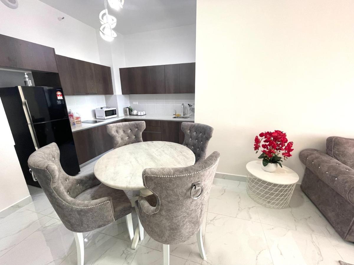 Deena Suite At Troika ,Kota Bharu Exteriér fotografie